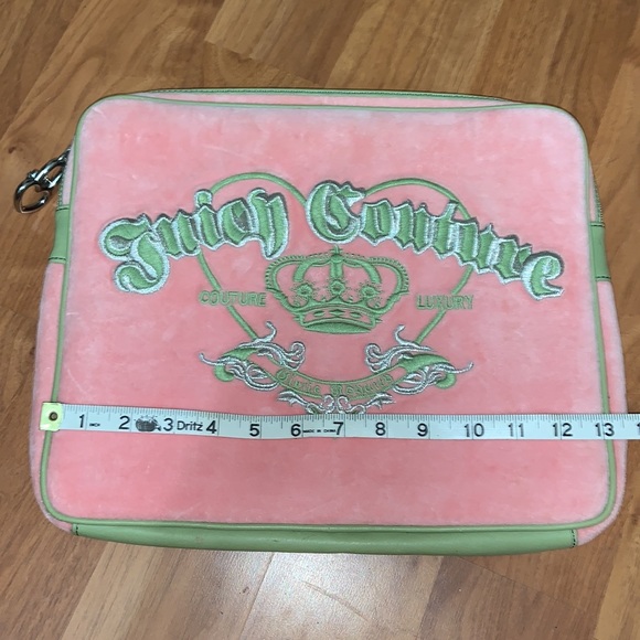 Original Juicy Couture Laptop Holder - Picture 2 of 9